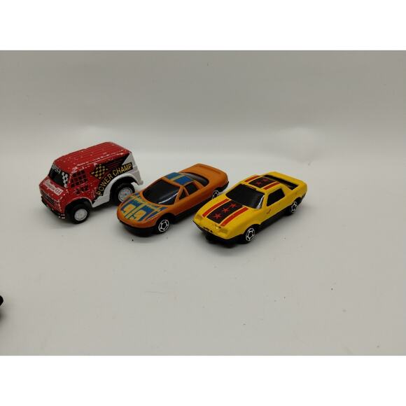 Lot of 14 Unbranded Diecast Cars - Ambulance - Racecar - Army Jeep - Picture 6 of 7